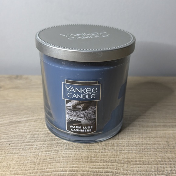 Yankee Candle Other - Yankee Candle Warm Luxe‎ Cashmere Blue Single Wick Scented Jar Candle New 7oz